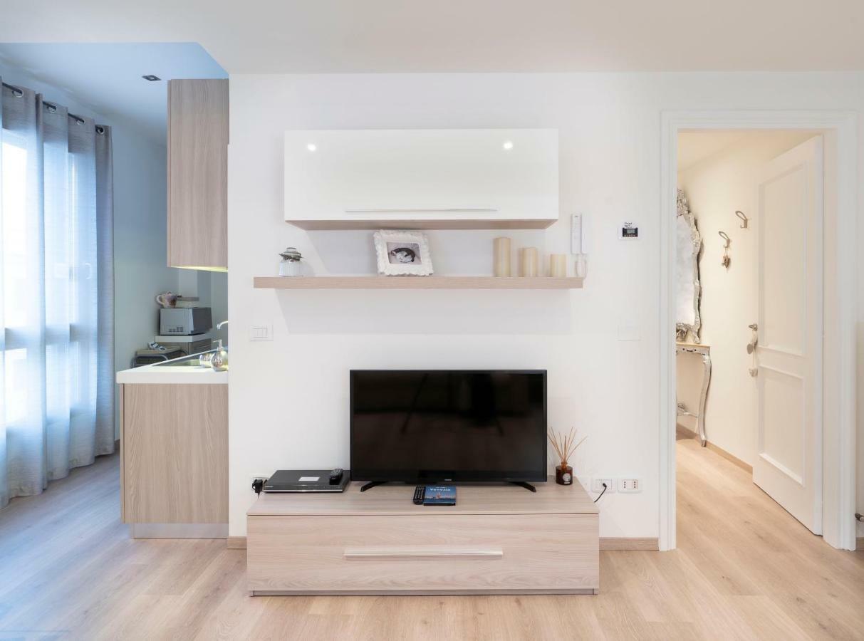Nice & Cozy Apartment เวนิส ภายนอก รูปภาพ